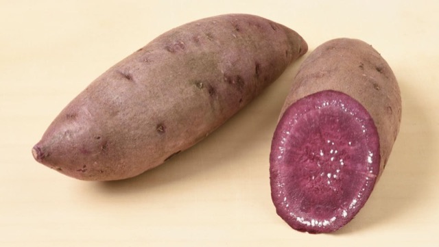 パープルスイートロードは、紫色でポリフェノールを含む品種