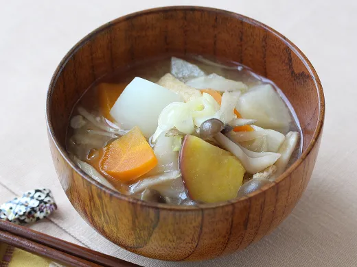 【カゴメヴィーガン】野菜だしの具だくさん味噌汁