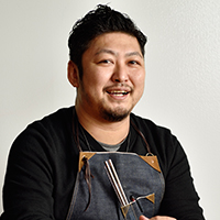 小澤ジロー WIRED CAFE事業部 副部長 商品開発ディレクター 小澤ジロー WIRED CAFE事業部 副部長 商品開発ディレクター