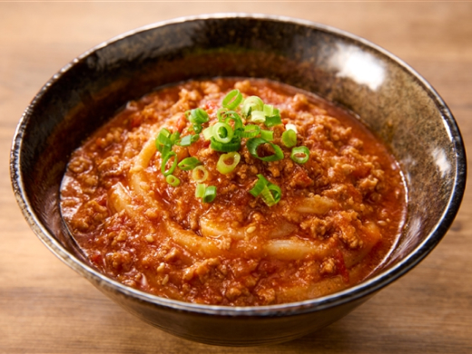 トマト担々うどん
