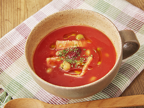 レンジで簡単！旨味たっぷりトマトスープ