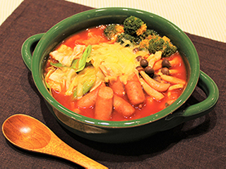電子レンジで簡単!トマト鍋