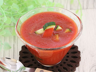 濃厚トマトの冷製トマトスープ（ガスパチョ）