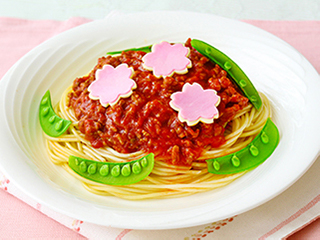 お花見ミートソーススパゲティ