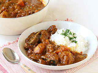 たっぷりトマトの無水カレー