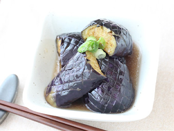 野菜だしで味わう茄子の揚げ浸し