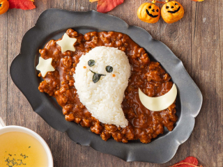 ハロウィン ミートソースで簡単！キーマカレー