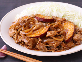 レンジで時短！豚肉とさつまいものデミ風炒め