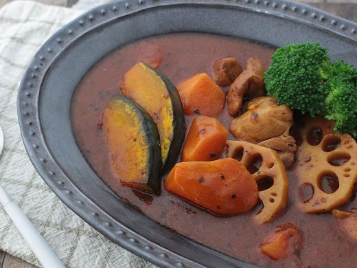 ごろっと野菜の簡単トマトスープカレー