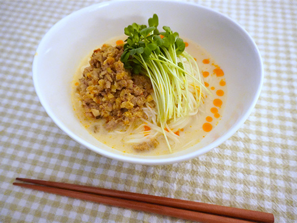 アーモンドミルクの冷やし担々そうめん
