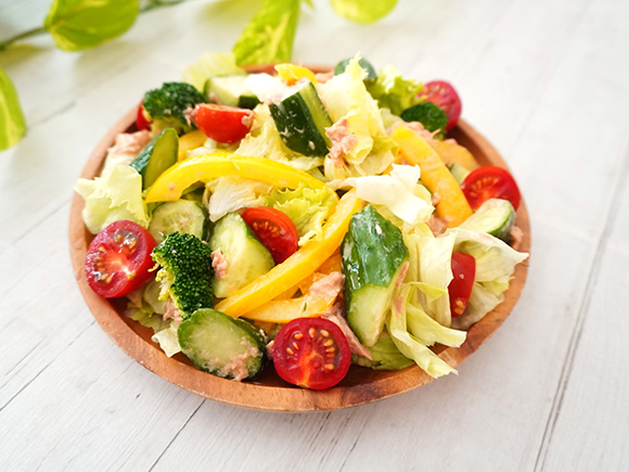 夏野菜とツナのケチャマヨサラダ