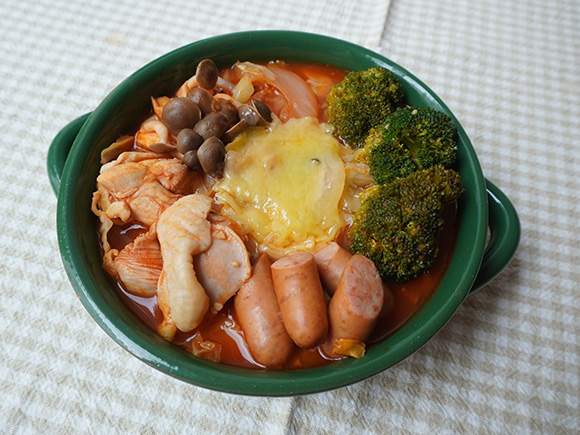 トマトジュースで作る！トマト鍋