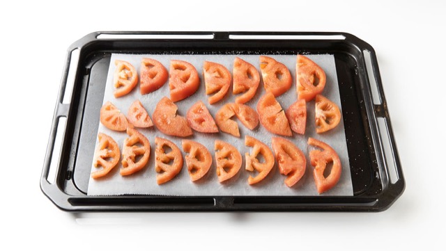 ドライトマトの作り方］オーブンやレンジで！簡単＆旨味が凝縮|カゴメ株式会社