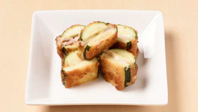 ズッキーニと豚バラチーズフライのレシピ ズッキーニと豚バラチーズフライのレシピ