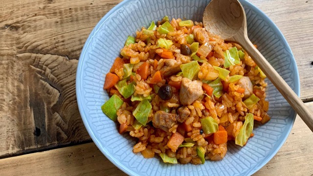 焼きケチャップの野菜たっぷりチキンライスのレシピ 焼きケチャップの野菜たっぷりチキンライスのレシピ