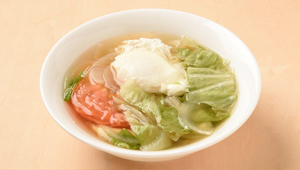 レタスとトマトと落とし卵のスープのレシピ レタスとトマトと落とし卵のスープのレシピ