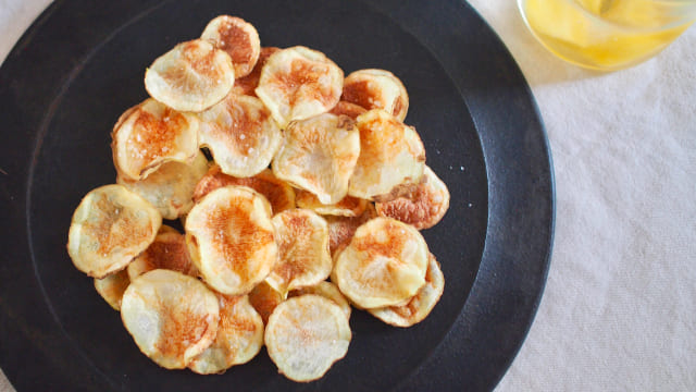レンジでポテトチップス！揚げずにパリッと食感を出す作り方