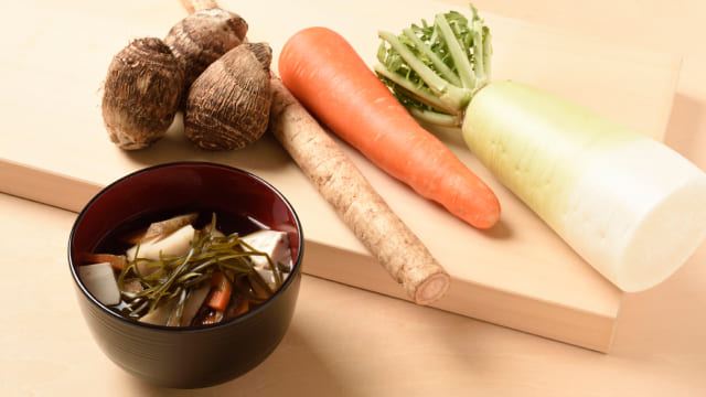 大晦日何食べてる？由来や各地の料理紹介と、ご当地汁物レシピ！