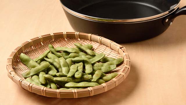 枝豆はフライパンで蒸す！ふっくらプリッと仕上げるコツ