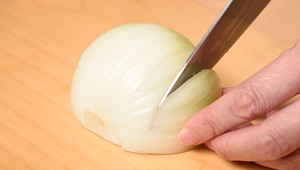 根元側の端を少し残しておくと崩れにくい