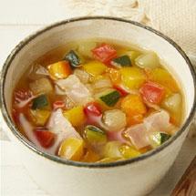 彩り野菜のスープ