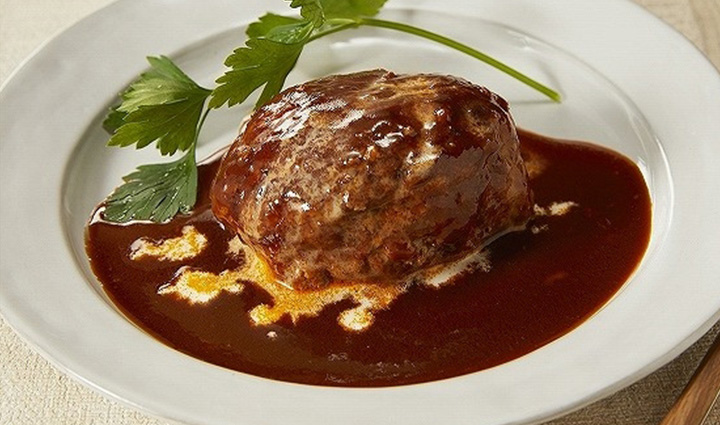 デミ缶不要！ケチャップとソースで簡単！ 煮込みハンバーグ