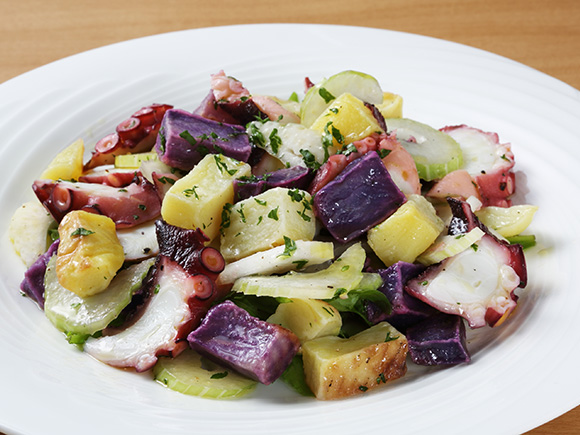 タコとグリルポテトのサンタルチア風