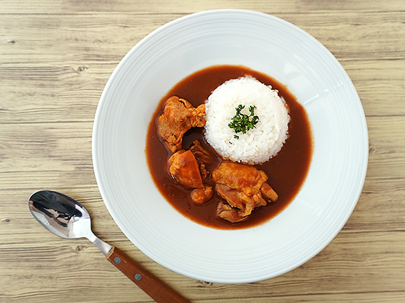 レンジで簡単！トマトチキンカレー