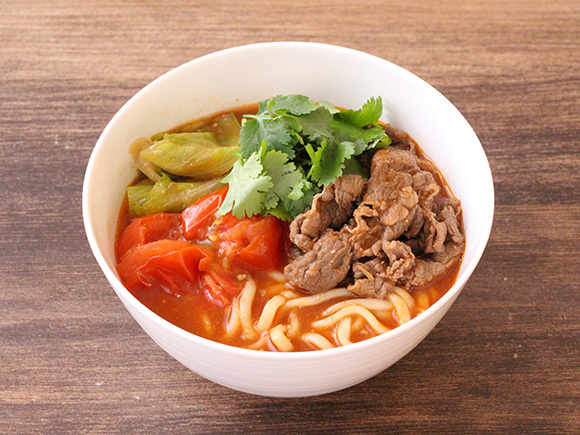 台湾風トマト牛肉麺
