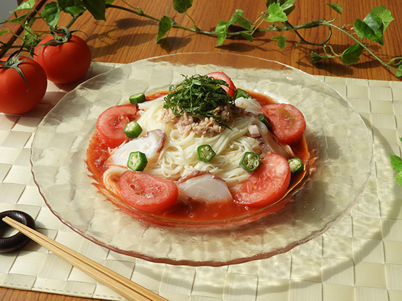 冷凍トマトとタコのさっぱりそうめん